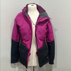 Mountain Hardwear Magenta Fleece Jacket